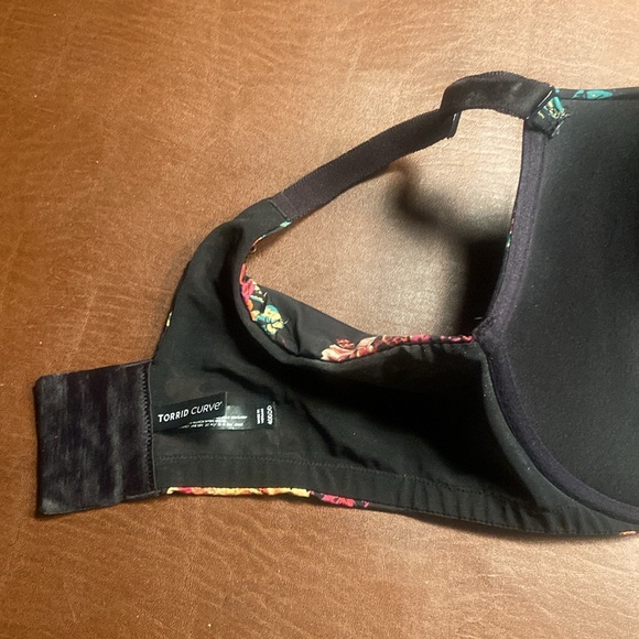 Torrid Curve padded bra size 40 DDD - Picture 6 of 8